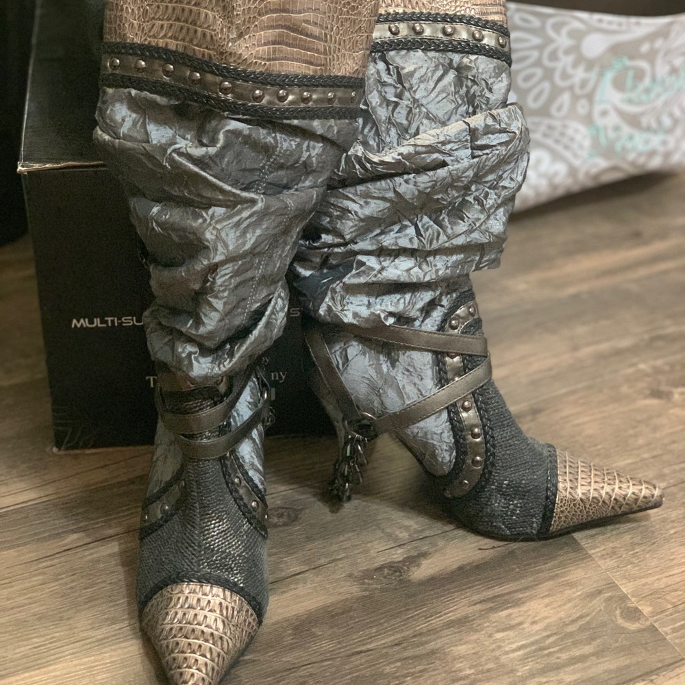 Wild Rose Women’s Boots